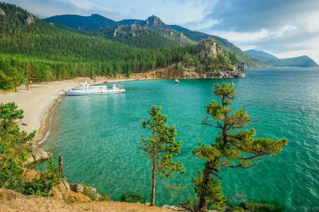 Озеро Байкал: Источник Удивления и Отдыха